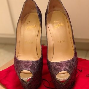Christian Louboutin Pumps
